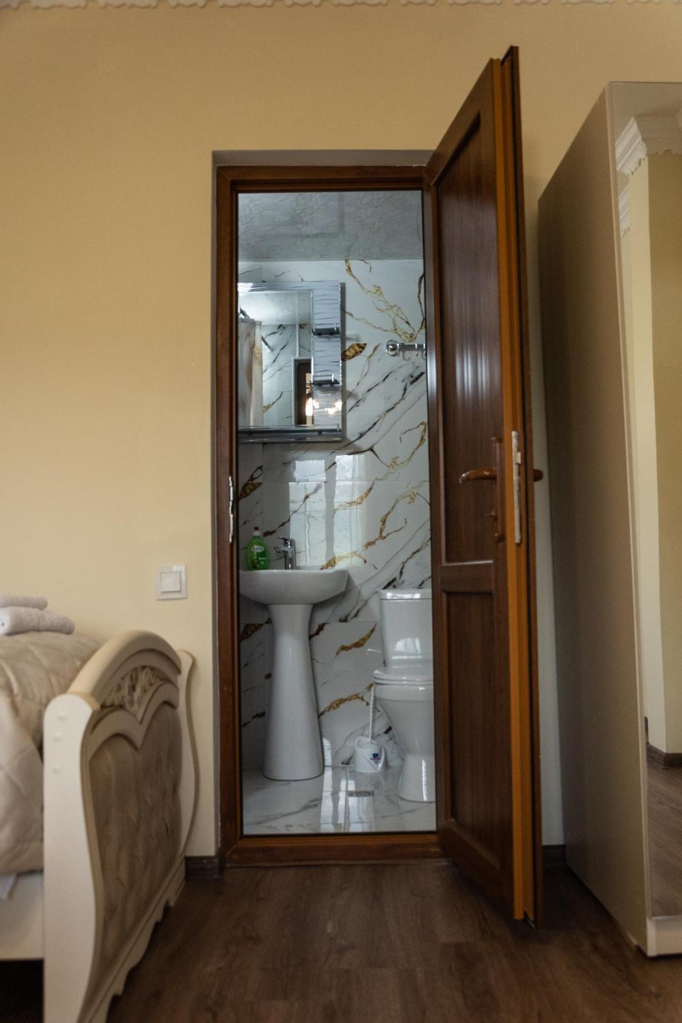 Aspet B&B Татев Екстериор снимка